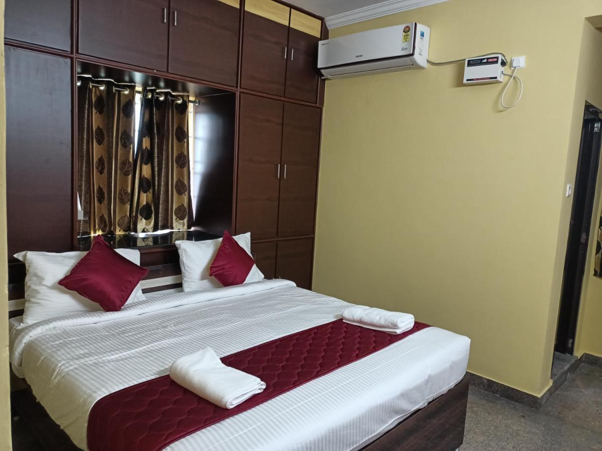 Four Seasons Home Stay 蒂鲁帕蒂 外观 照片