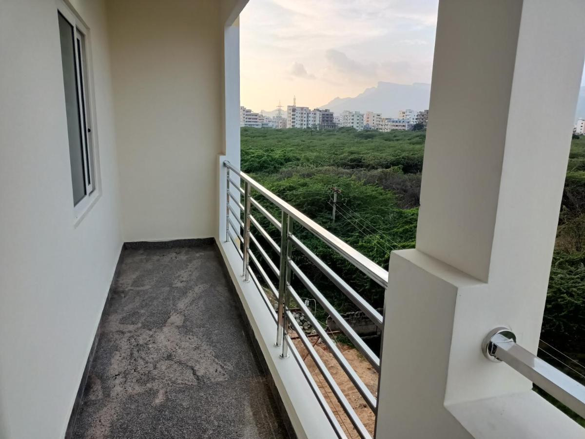 Four Seasons Home Stay 蒂鲁帕蒂 外观 照片