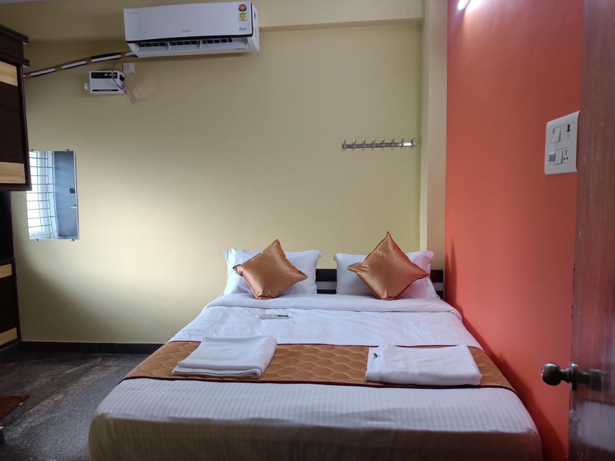 Four Seasons Home Stay 蒂鲁帕蒂 外观 照片