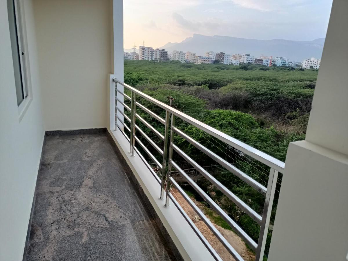 Four Seasons Home Stay 蒂鲁帕蒂 外观 照片