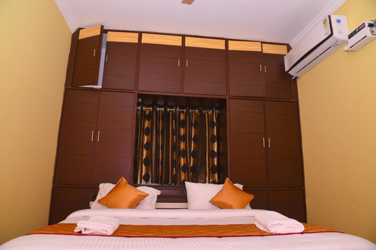 Four Seasons Home Stay 蒂鲁帕蒂 外观 照片